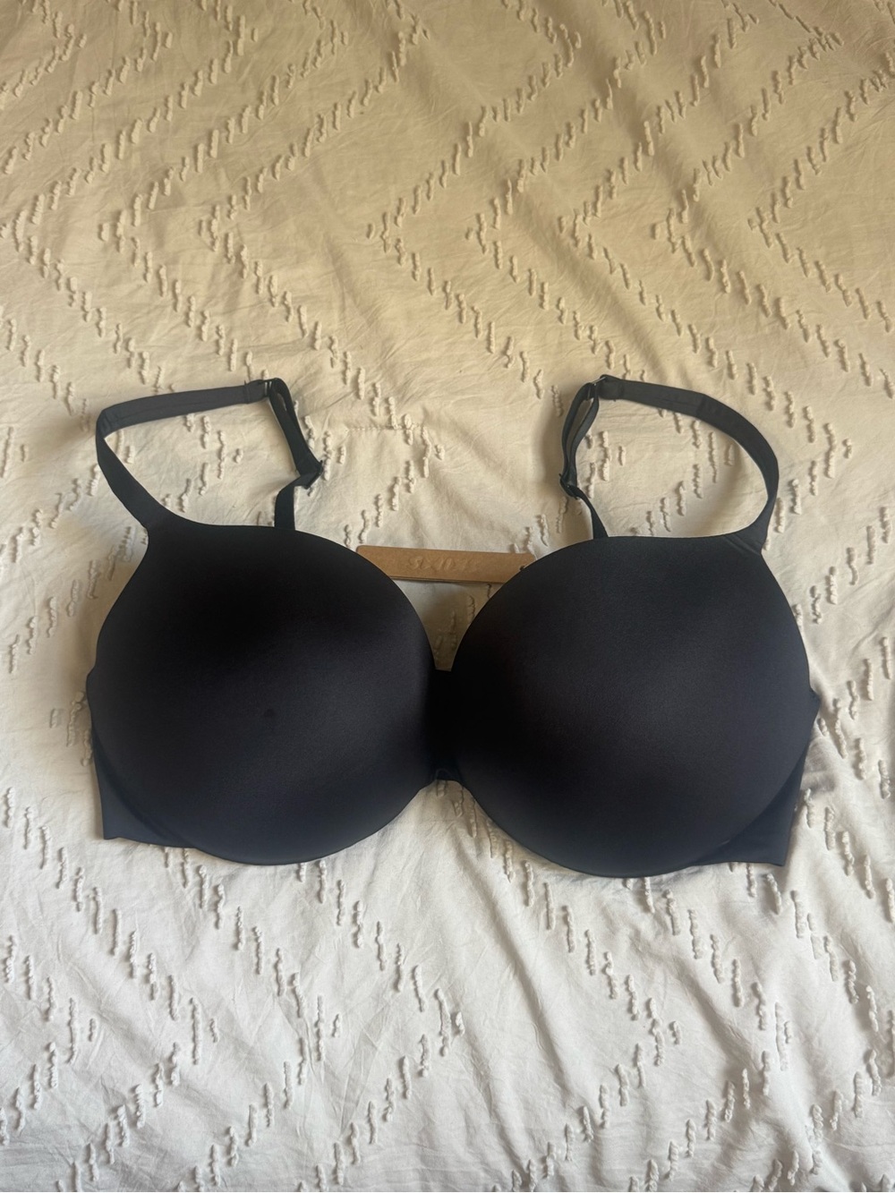 SKIMS Ultimate Push-Up Plunge Bra (Style # BA-PLG-9214)